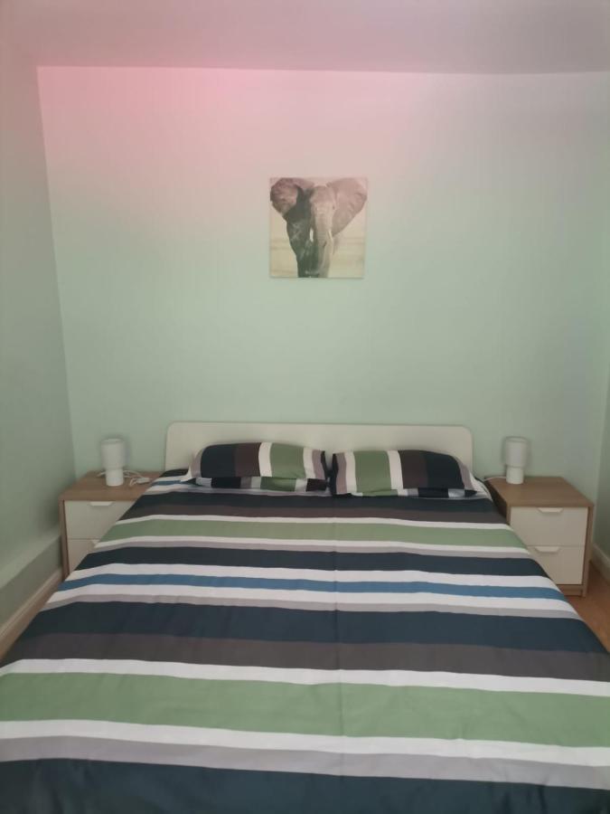 Montana Slanic Apartment ภายนอก รูปภาพ